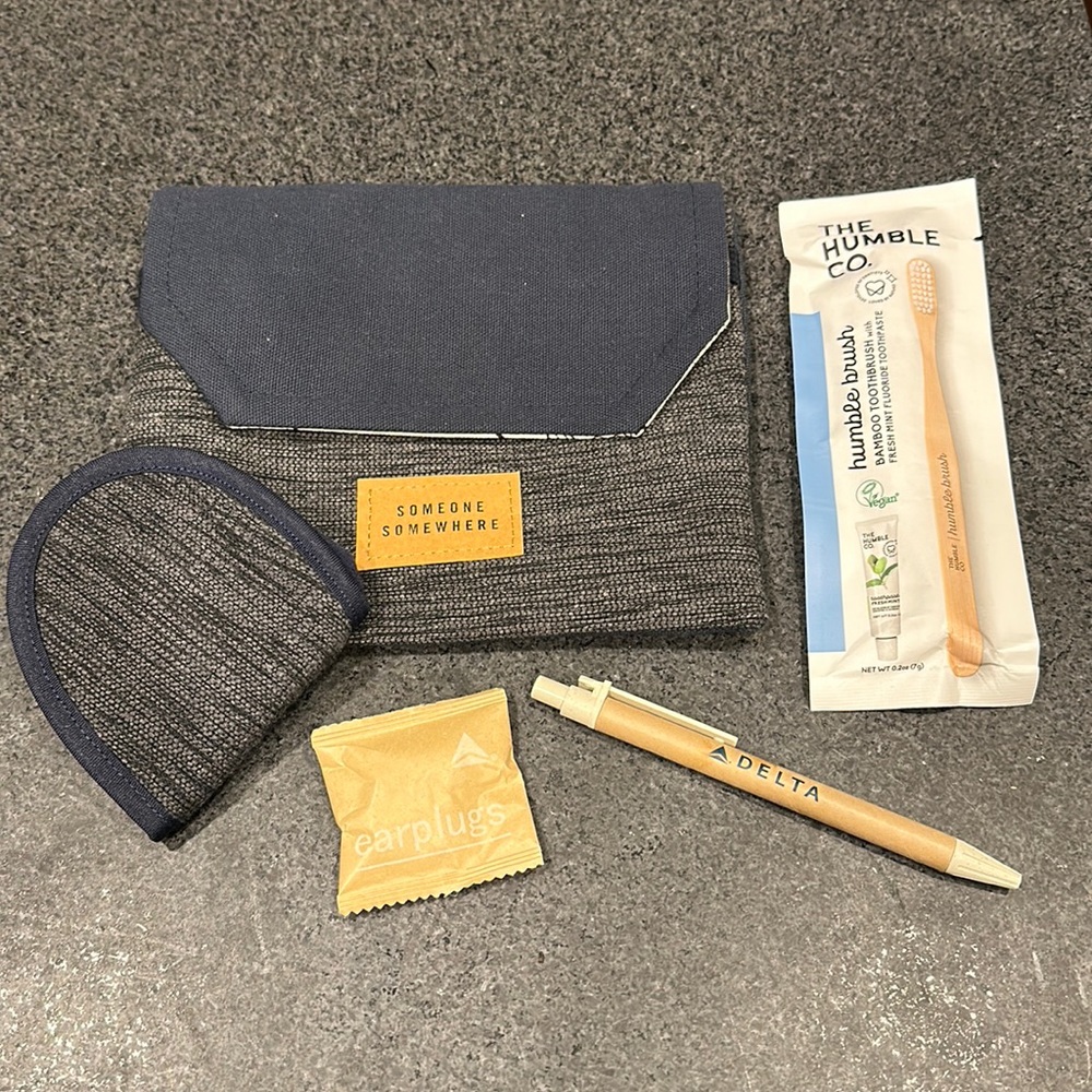 Delta Travel Case w Accessories